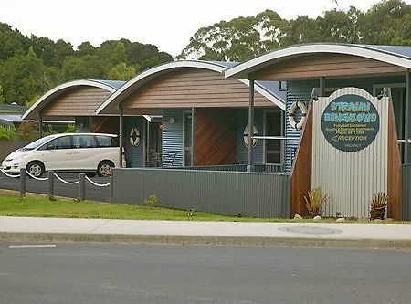 Strahan Bungalows Exteriör bild
