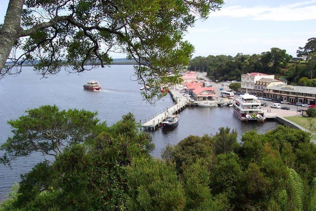 Strahan Bungalows Exteriör bild